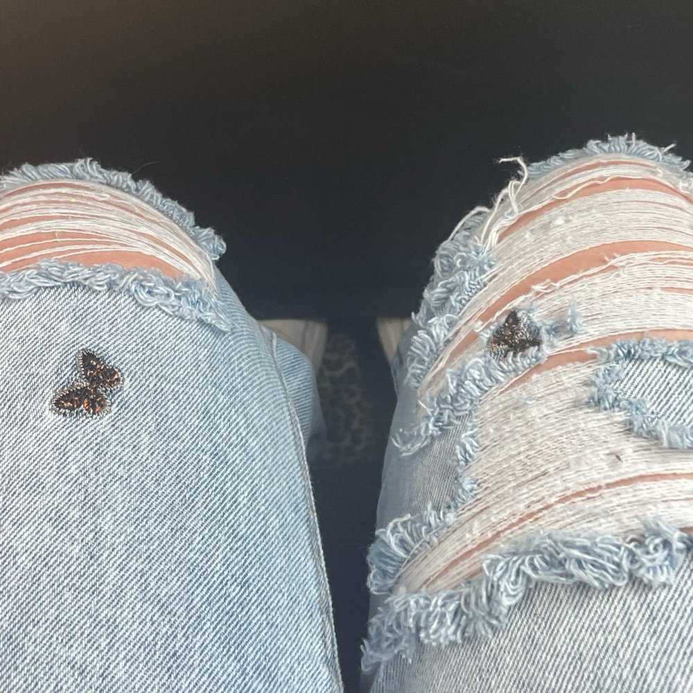 Meet your Posher, Flora